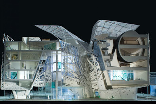 Illustration for article titled This Smog-Gobbling FaƧade Looks Like It Was Built by Spiderman